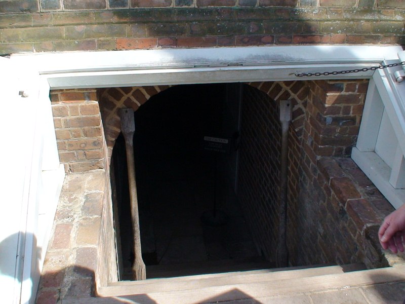 How Much Does It Cost to Install a Bulkhead Cost Estimate 2023