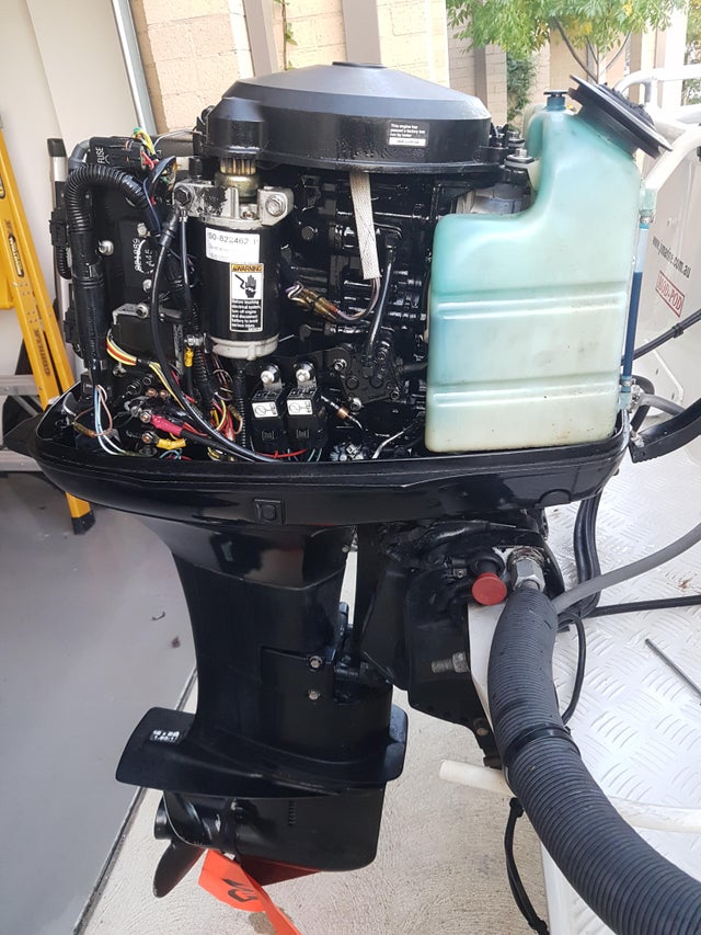 How to Tell If Oil Injection is Working on Outboard | Diagnosis Steps 2023