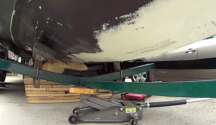 How to Bottom Paint a Boat on a Trailer | Painting Process 2023